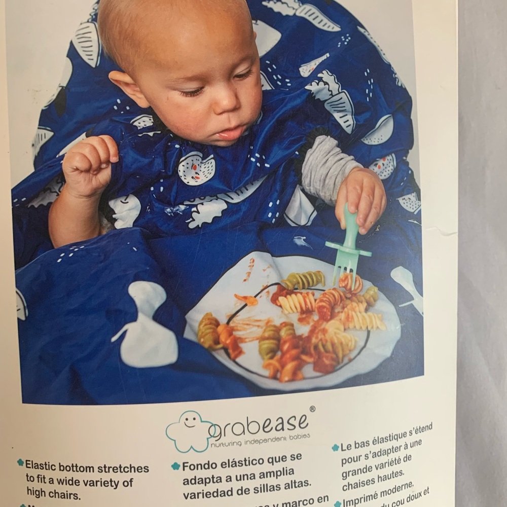 Bib - mess free and waterproof